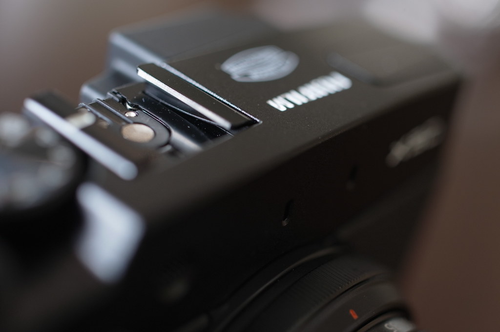 hot shoe FUJIFILM X30 54 R0024057 Hideya HAMANO Flickr