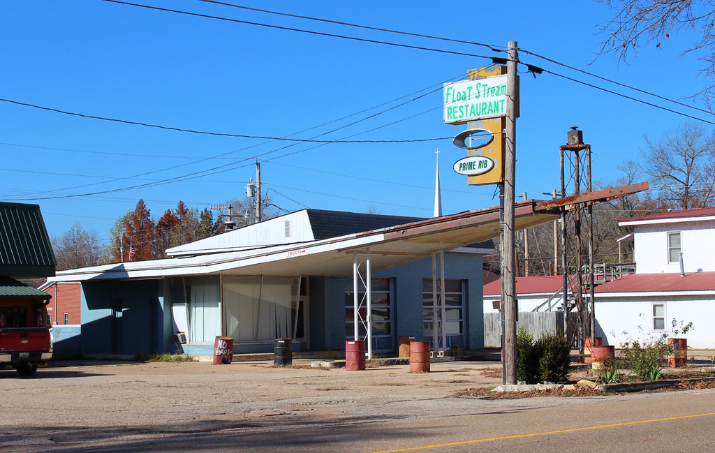 Van Buren Phillips 66 Station Van Buren, Missouri Brandon Bartoszek