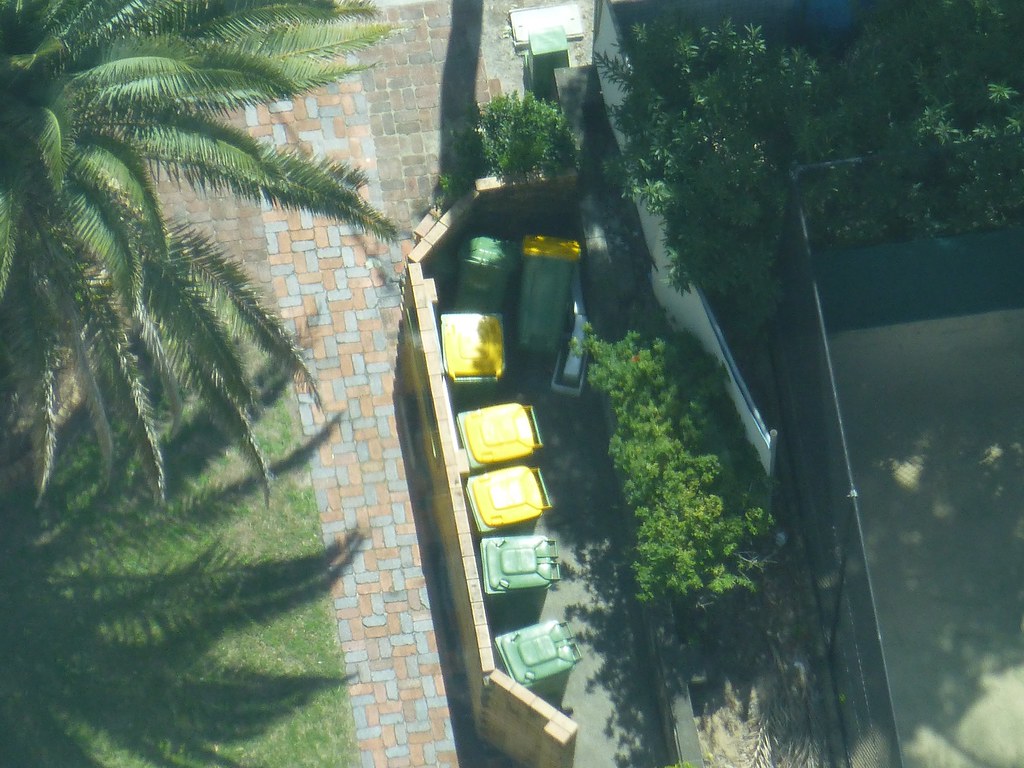 Gold Coast bins from Q1 RedlandsGarbageFan Flickr