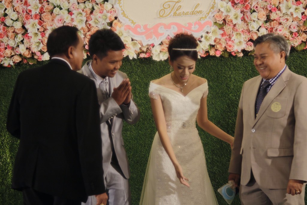 Wedding K & T photo by canon eos 100d Location J B