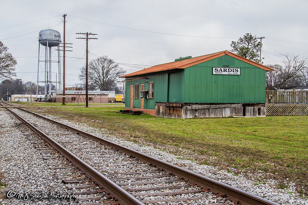 Sardis Mississippi Depot Grenada Railroad I find conflic… Flickr