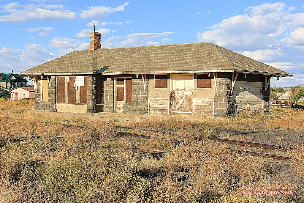 Antonito Station The standard gauge steam trains met the n… Flickr