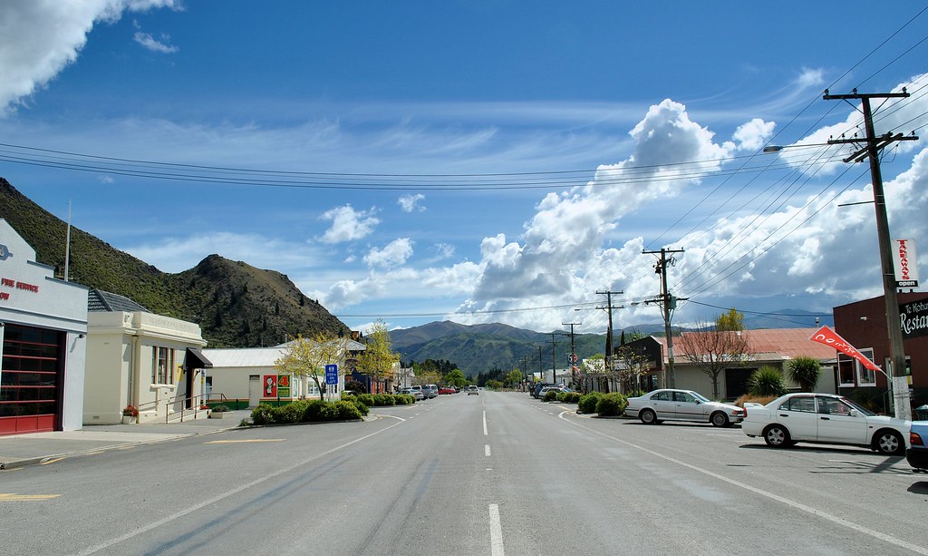 Kurow's Main Street Kurow NZ. Marie Adamson Flickr