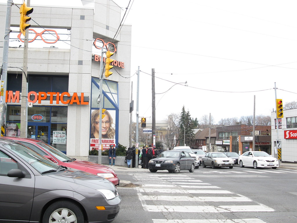 Intersection of Bathurst and Eglinton, 2013 04 09 ap Flickr