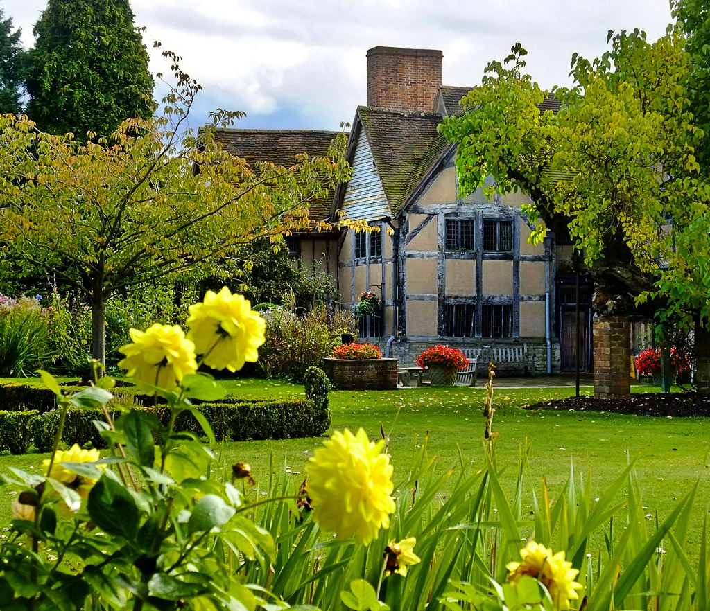 Hall's Croft Hall's Croft in StratforduponAvon, Warwicks… Flickr