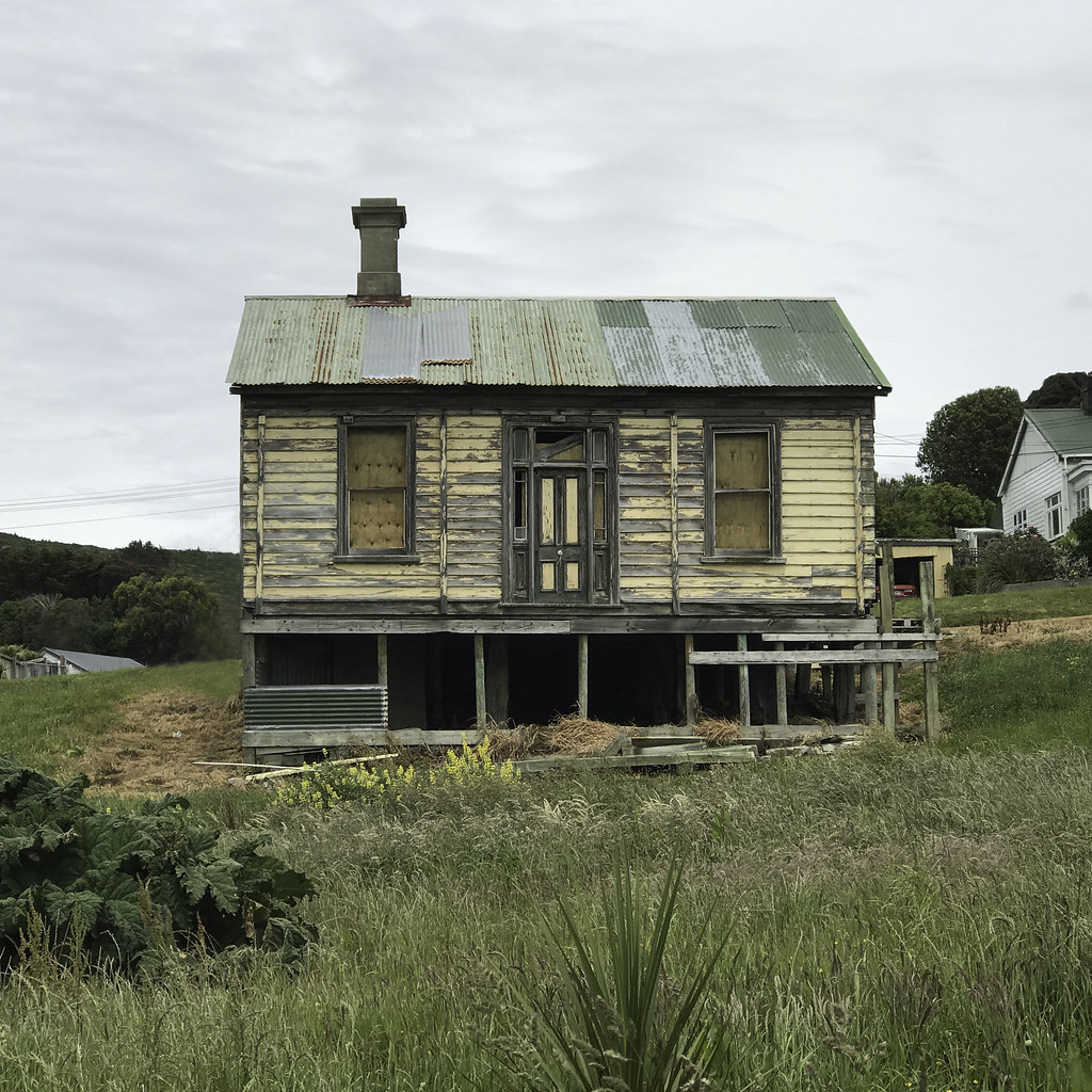Old house, Bluff, Southland, New Zealand Bluff was one of … Flickr