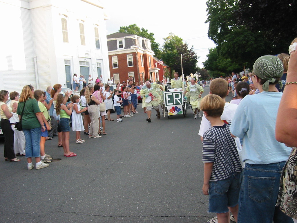 1131328_IMG Yankee Bed Race, Newburyport Gerald Azenaro