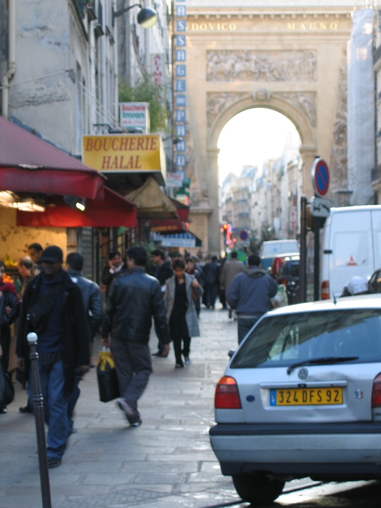 IMG_0211 rue Saint Denis vers la Porte St. Denis esr Flickr