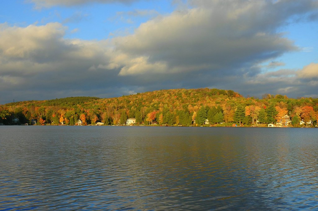 Near Deposit, NY (2) Autumn on Lake Oquaga, near Deposit, … Flickr
