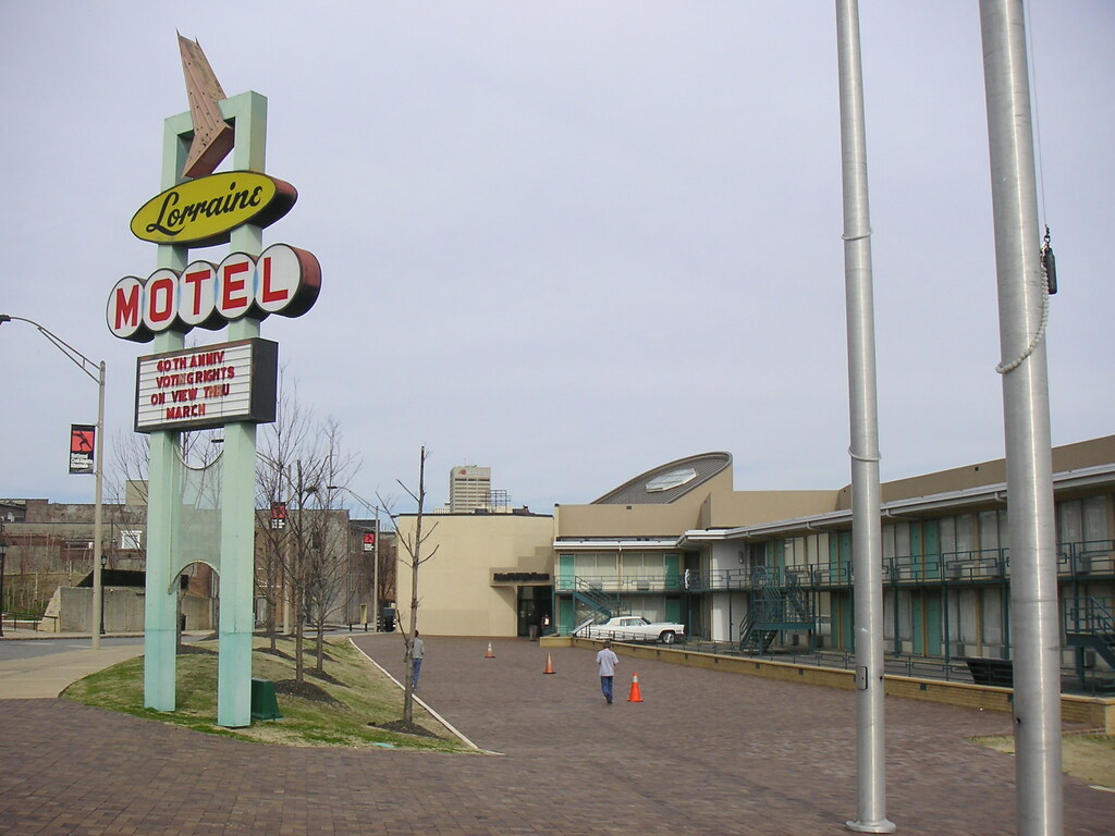 Lorraine Motel MLK Location of MLK's death and the curre… Flickr
