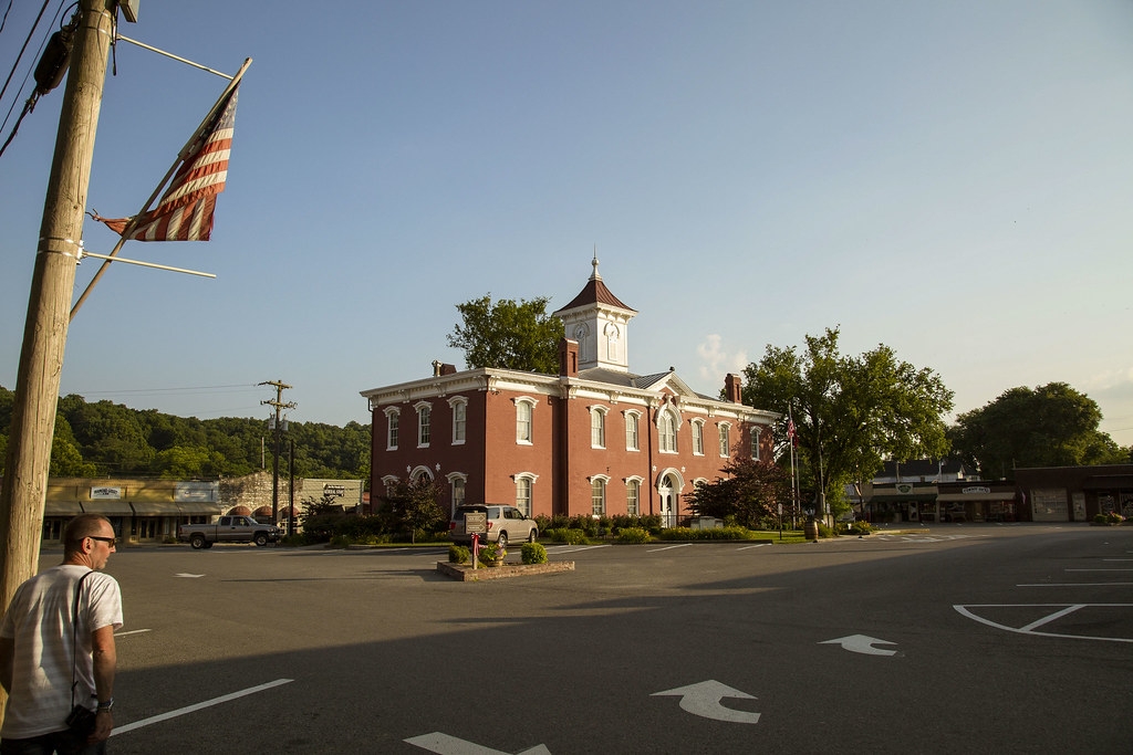 Town Square Lynchburg, TN Tim Petter Appleby Flickr