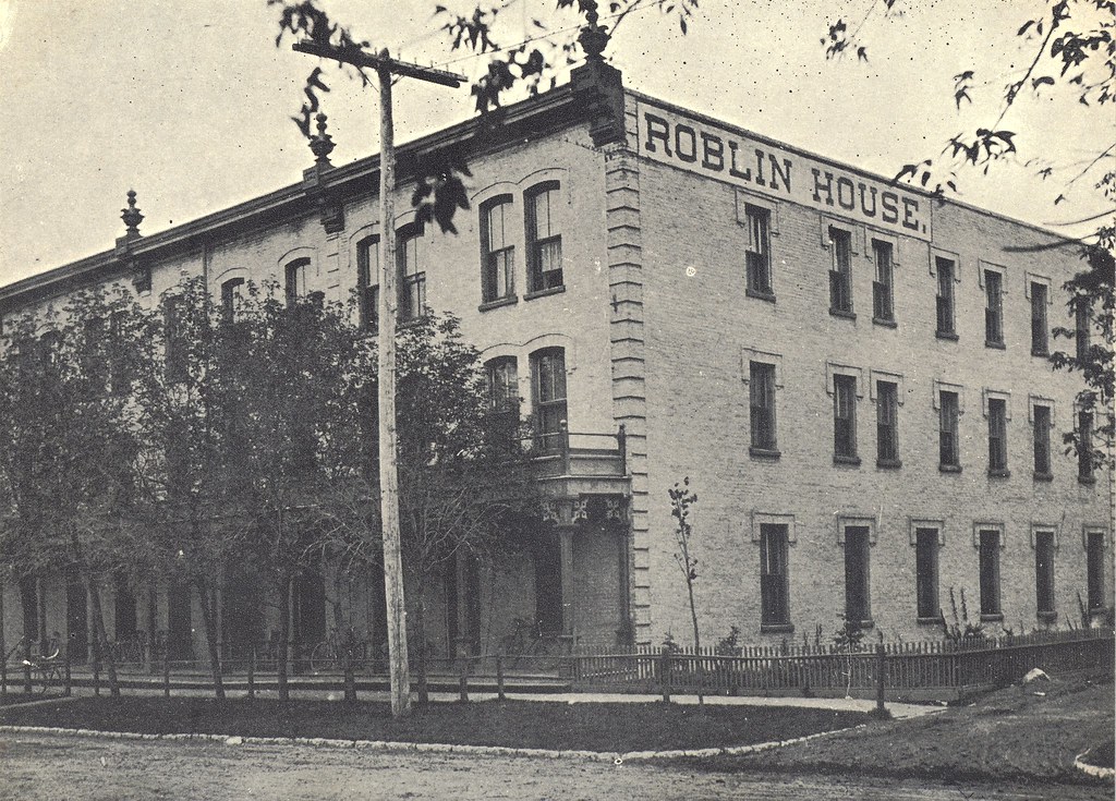 Roblin House Condos at Cheryl Holmes blog