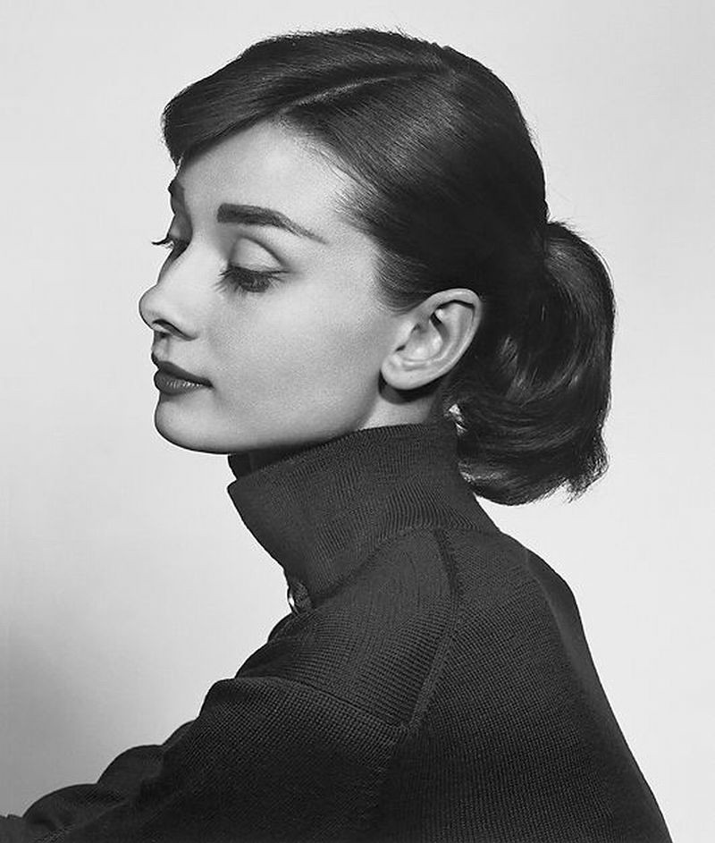 Audrey Hepburn 141 Audrey Hepburn / 1956 photo by Yousuf K… Flickr