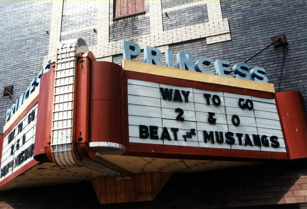 Princess marquee Princess Theater Beardstown, IL Darren Snow Flickr