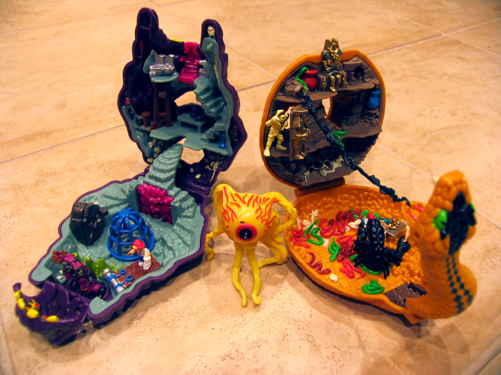 Mighty Max Doom Zones Here are the insides. There wasn't … Flickr