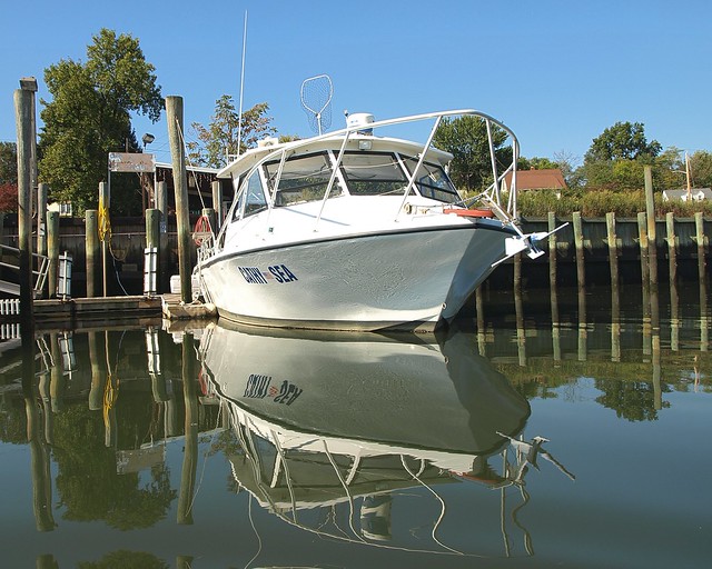 CATHY SEA Fishing Boat, Sewaren Marina on Smith Creek, Woodbridge New
