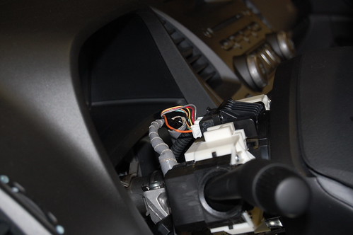 Remote Starter in 2008 Honda Civic | Horn wire on the top of… | Flickr