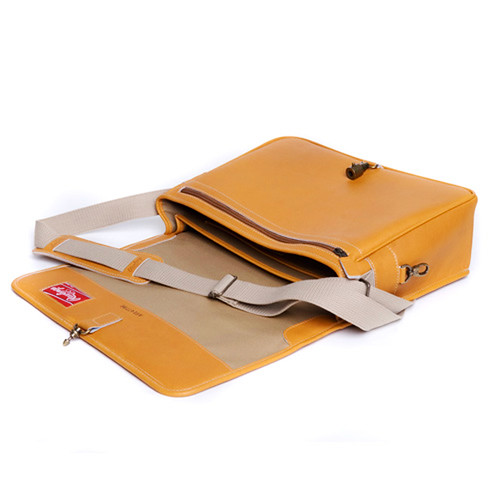 Rawlings Leather Messenger Bag Interior The very snazzy … Flickr