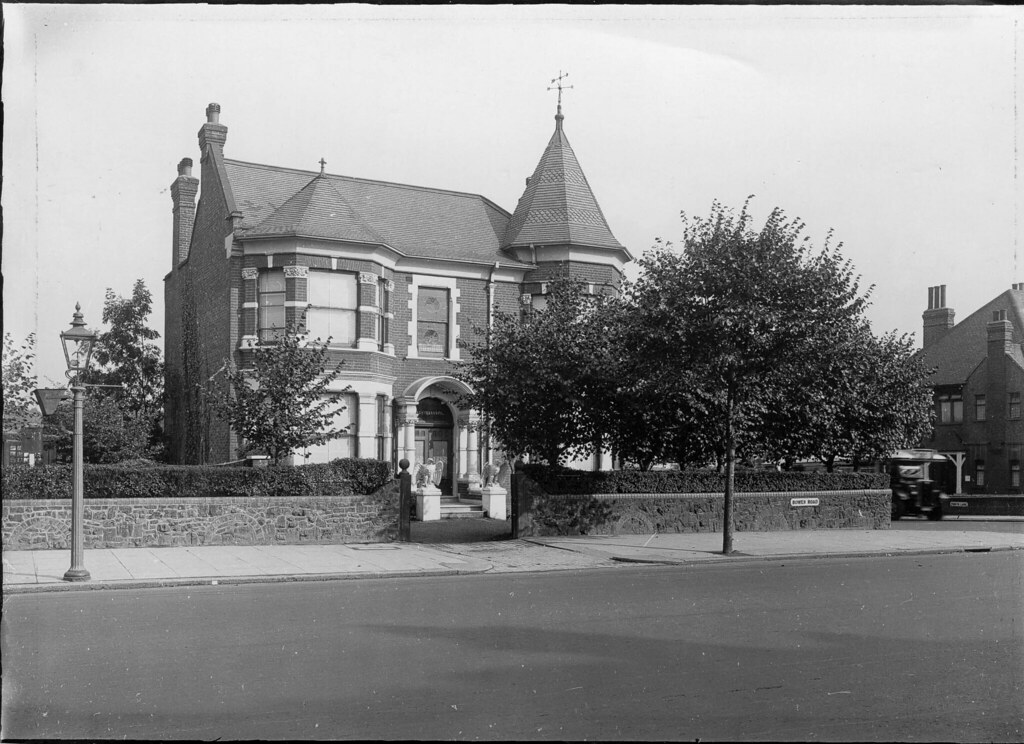 1935bowes road 1935Bowes Road Keith watson Flickr