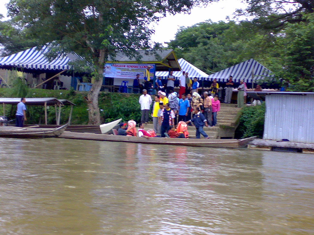 Kampung Bantal Ulu Tembeling. redzarockers Flickr