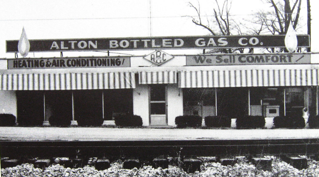 Alton Bottled Gas Co. Godfrey Rd. From 1965 AHS yearbook. … Flickr