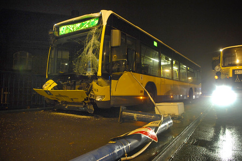 Unfall BVGBus 17.11.2007 BerlinLichtenberg, gg. 03.30h B… Flickr