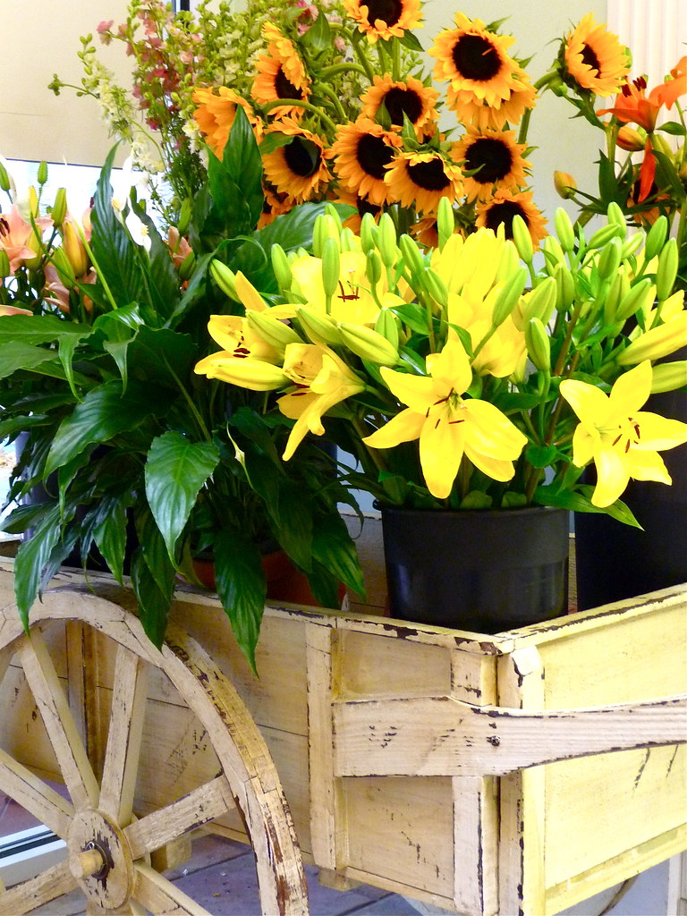 Floral cart Branford Florist shop, CT. slack12 Flickr