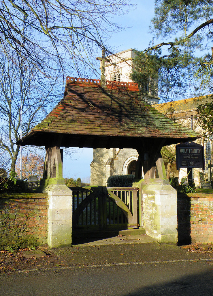 Drayton Parslow Lychgate Lychgate at Holy Trinity Church, … Flickr