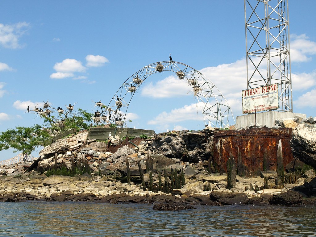 U Thant Island (Belmont Island), East River, Manhattan NYC… Flickr