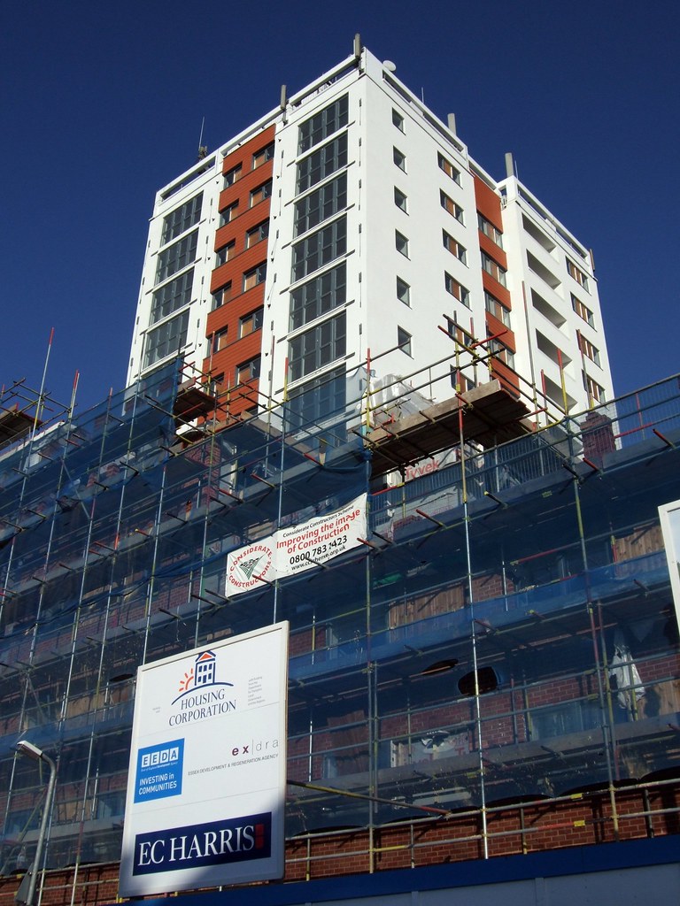 Chelmsford, Parkside Court Parkside Court in Melbourne Ave… Flickr