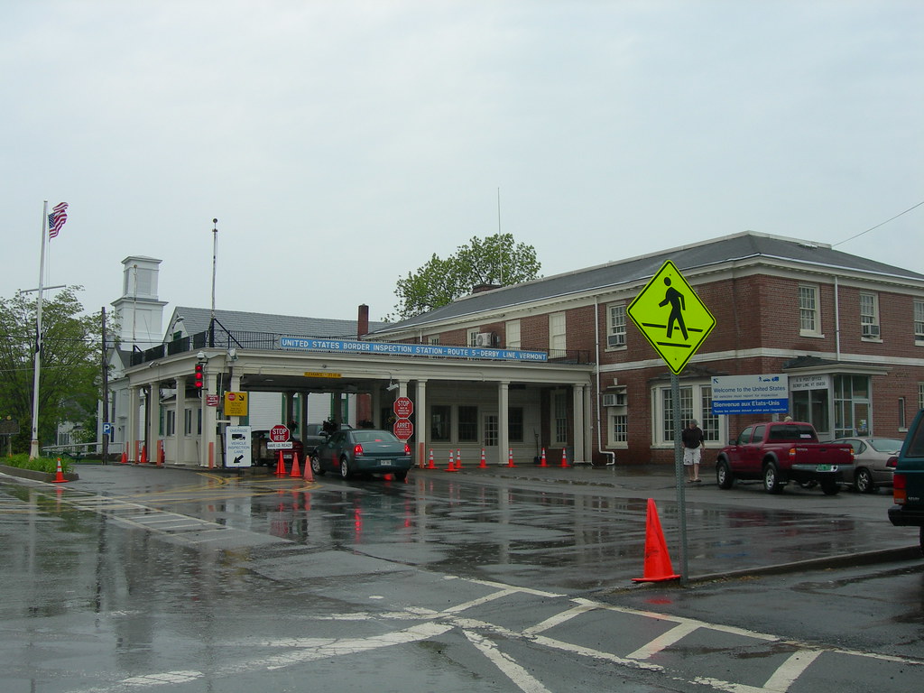 US Customs Derby Line, Vermont Had no problem whatsoever g… Flickr