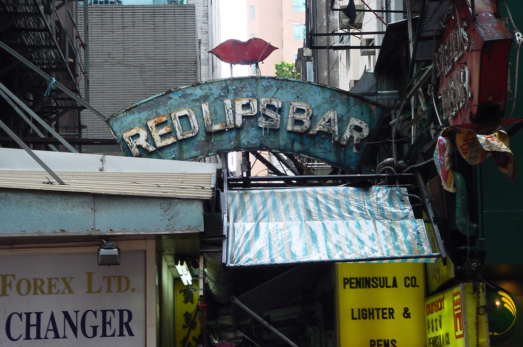 Red Lips Bar ensoon Flickr