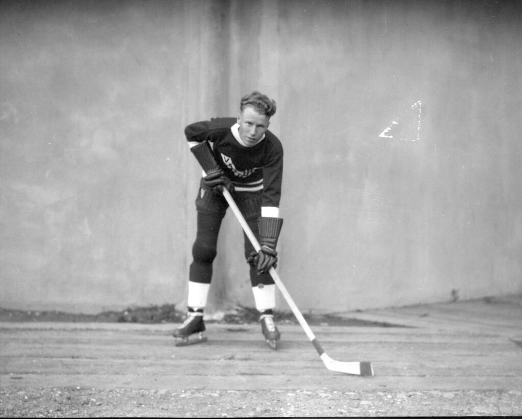 Vancouver Ice Hockey Team (Lions) Reference code AM1535… Flickr