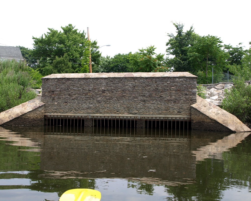 Purdy Place Culvert, Lemon Creek, Staten Island, New York … Flickr