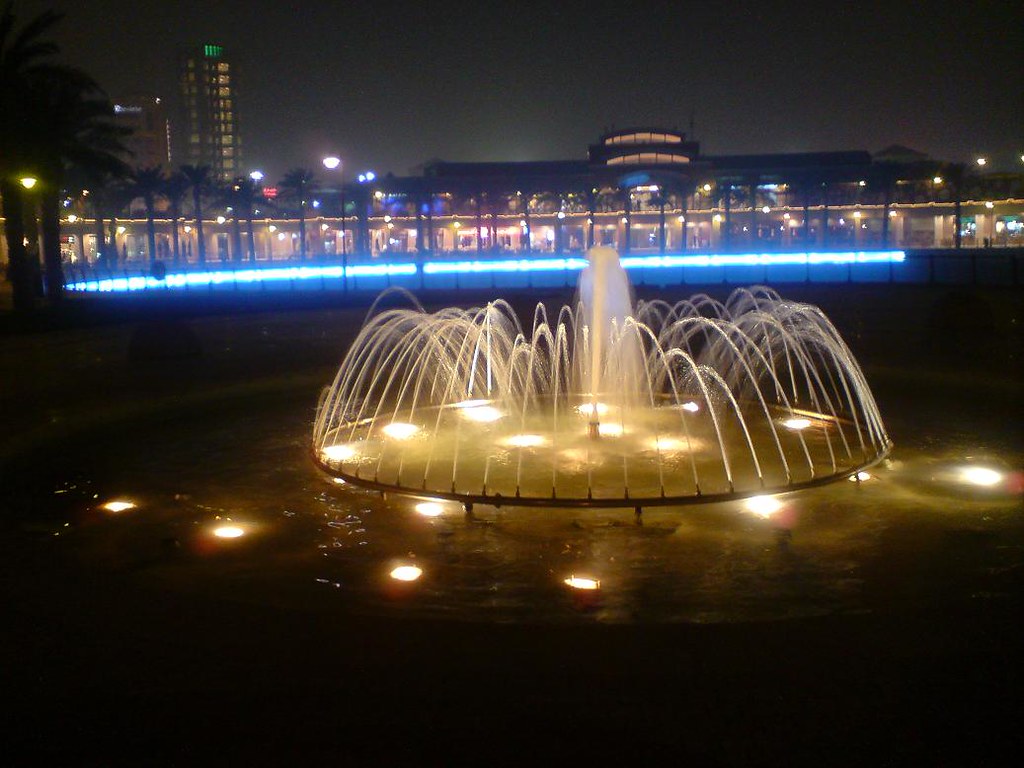 water fountain marina mall, kuwait Mohammed El Jundi Flickr