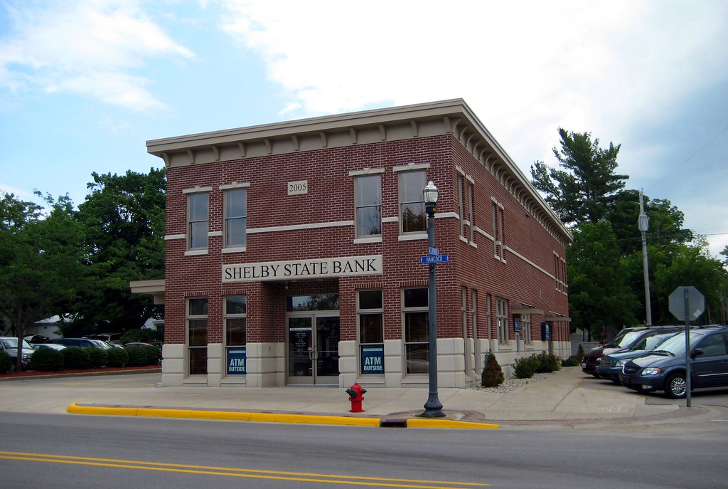 Shelby State Bank A modern building designed to fit in wit… Flickr