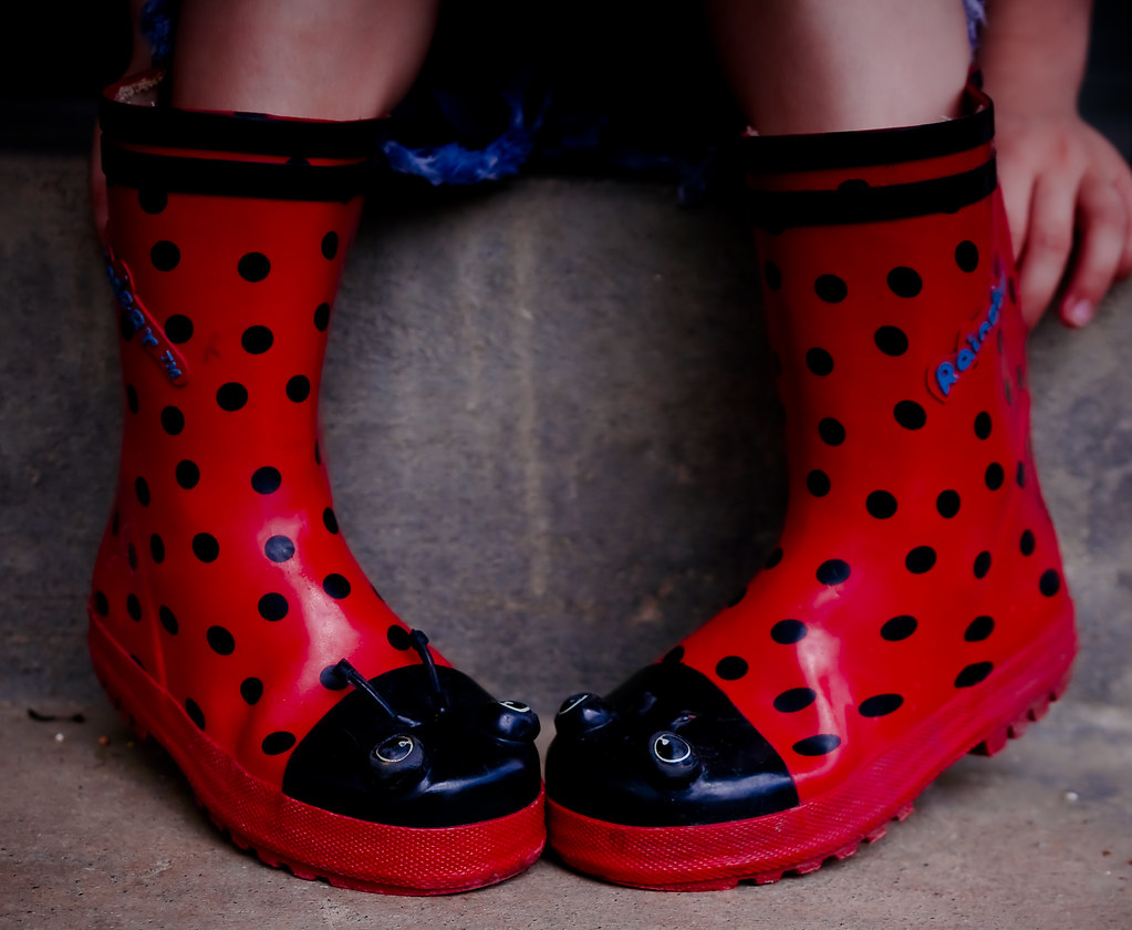 Red Galoshes [Left Boot] Have you seen my anteni?[Right Bo… Flickr
