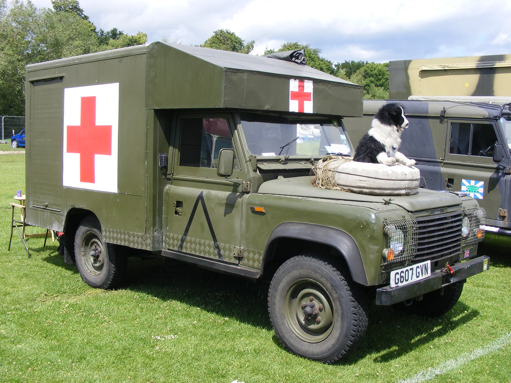 Ambulance Land Rover 110 Defender G607GVN Preston Park 20… Flickr