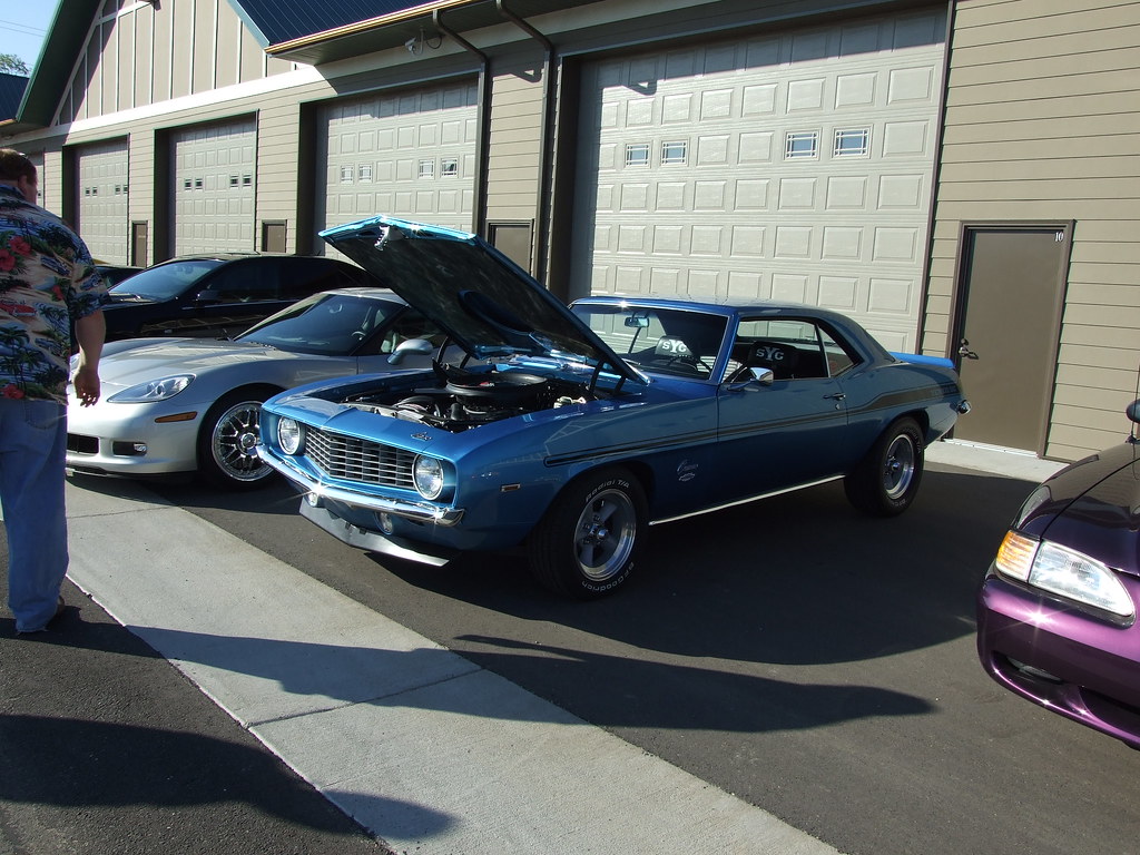 cars and coffee MN 9608 ph_wi Flickr