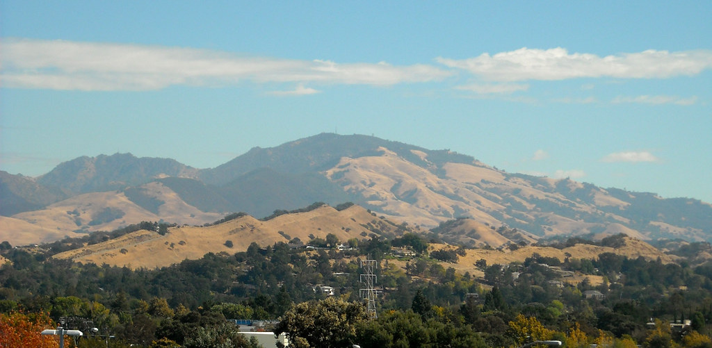 Mount Diablo Mount Diablo as seen from the Walnut Creek BA… Flickr