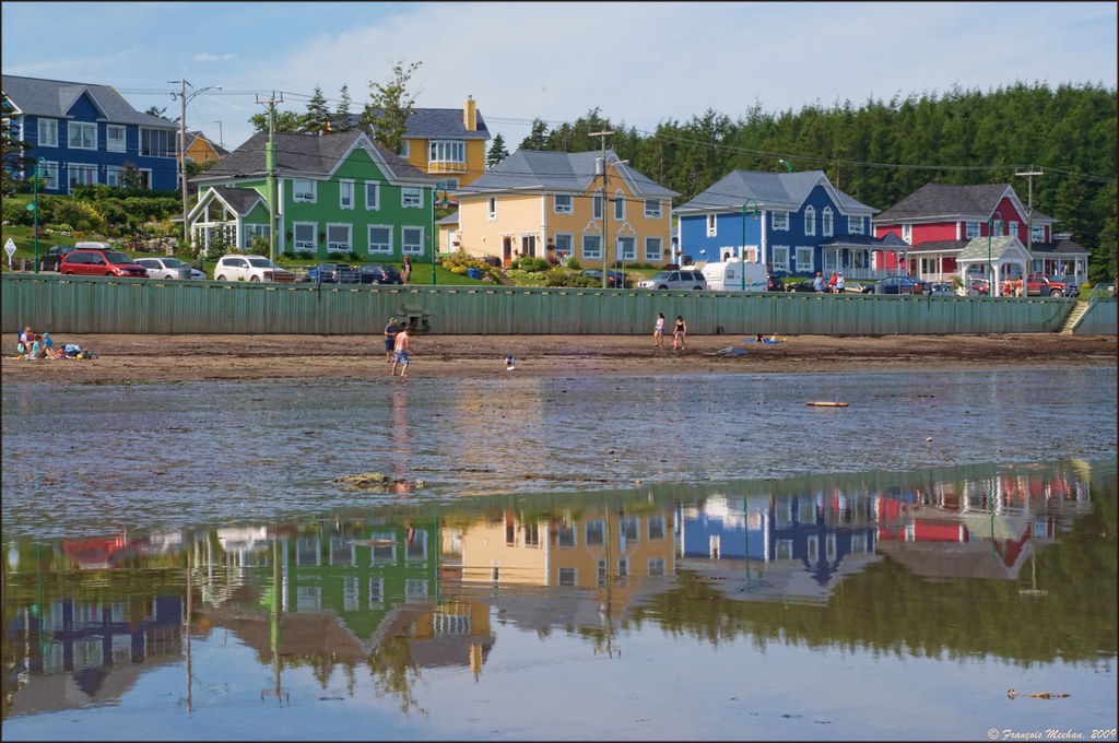 SteLucesurmer at low tide SteLucesurmer near Rimousk… Flickr