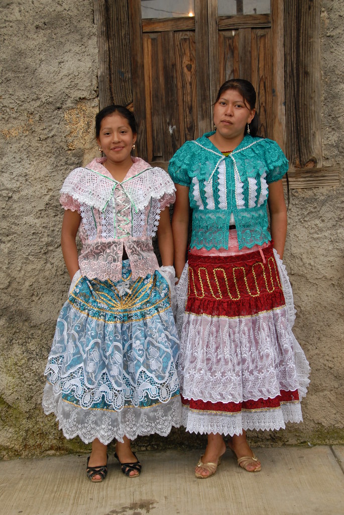 Women Michoacan Mexico Two Purepecha women from a small to… Flickr