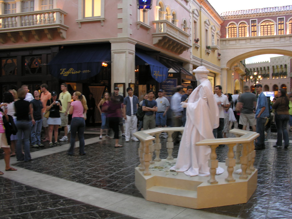 Live Statue The in Vegas (2006) On Wednesday, J… Flickr