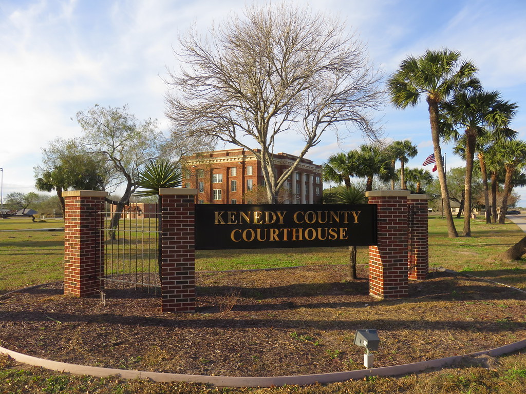 Kenedy County Courthouse Sign (Sarita, Texas) Located in f… Flickr