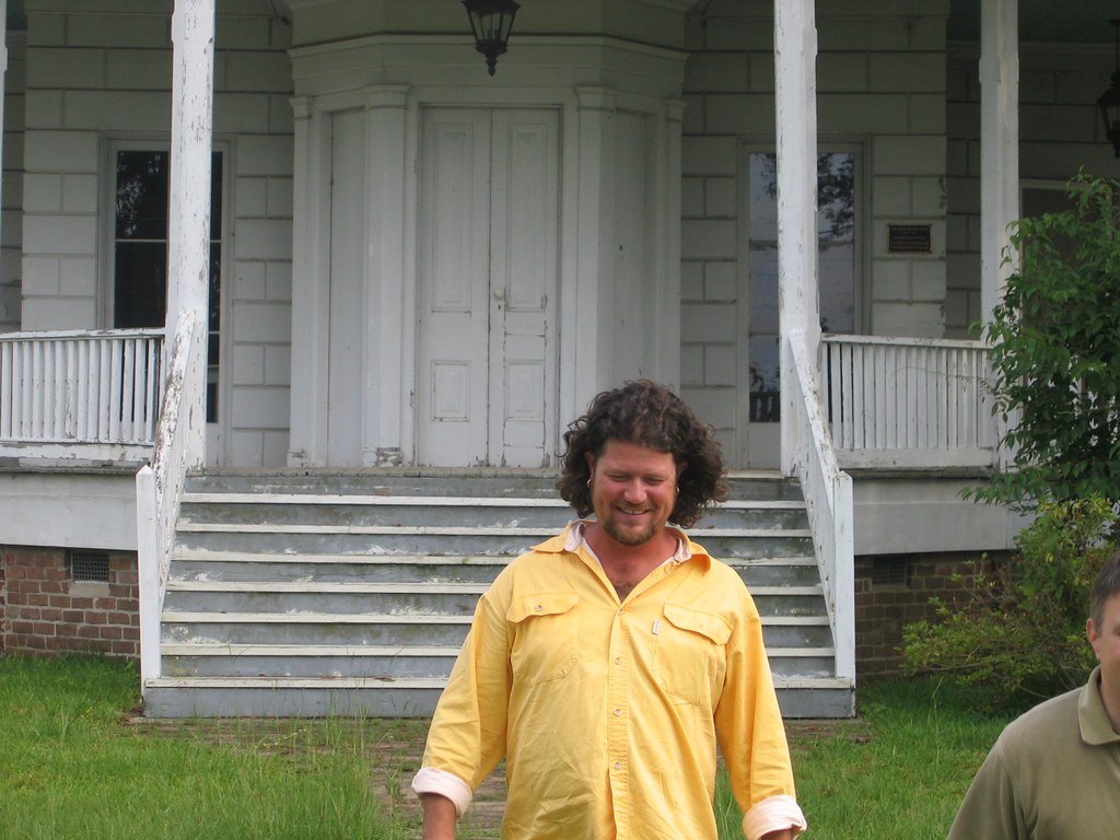 Amos Deason House Kevin at Amos Deason House, Ellisville, … Flickr