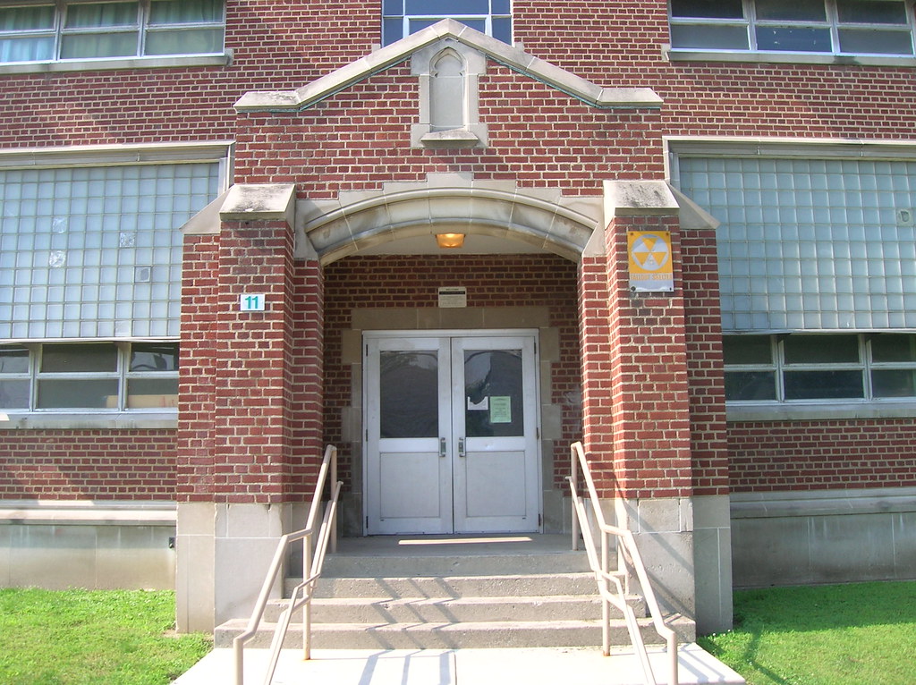 0708 Pickett SchoolToledo, Ohio (2) Aaron Turner Flickr