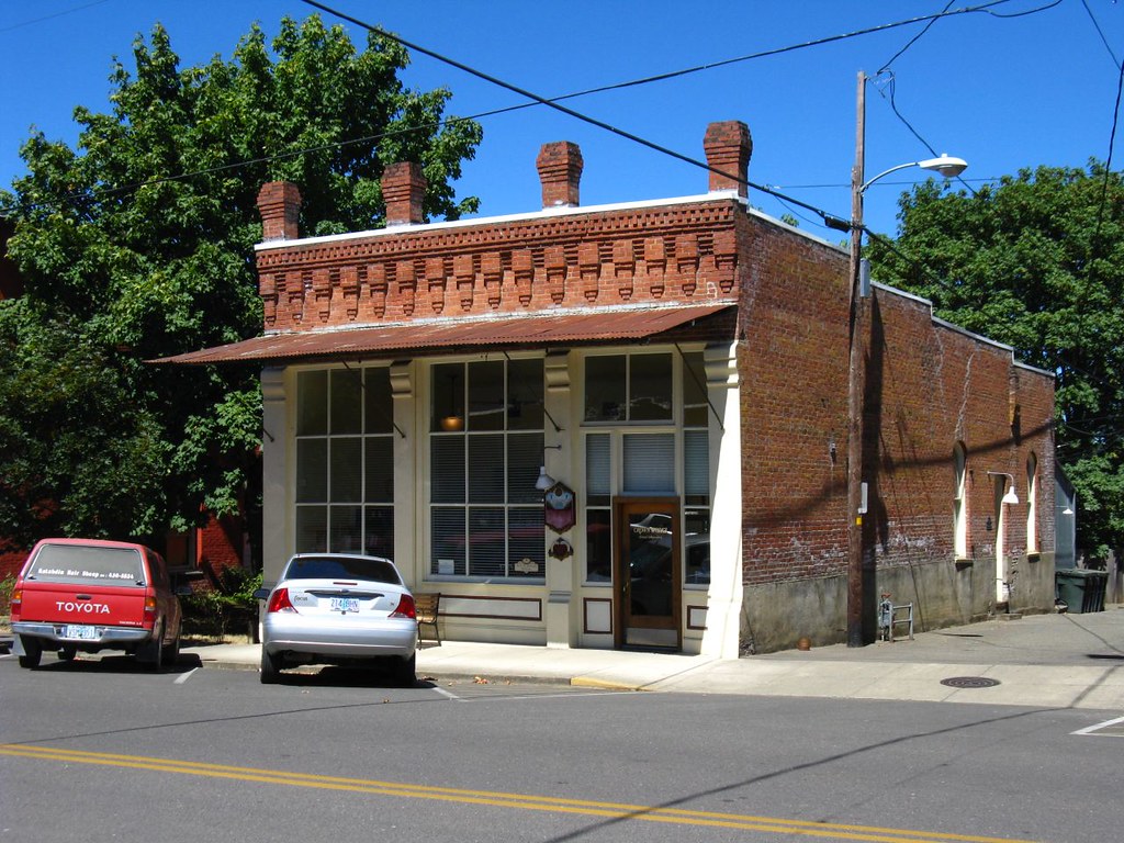 Oakland, Oregon Oakland has one of the most intact histori… Flickr