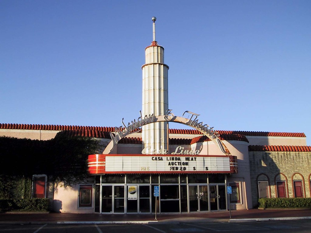 Casa Linda Theatre, Dallas 2004 Casa Linda Theatre, Dallas...Flickr