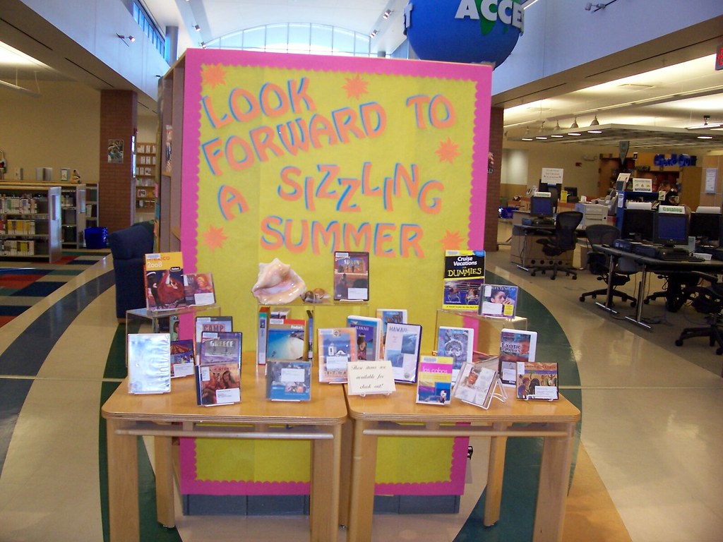 Displays or Bulletinboards Walt Library creative bulletin boards