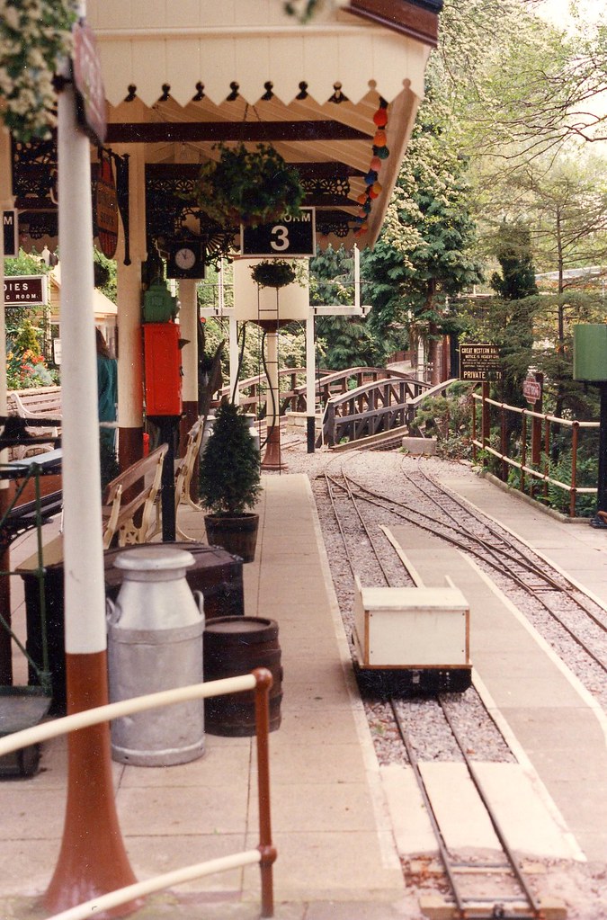Brookside Garden Centre Railway (early 1990s) Check out my… Flickr